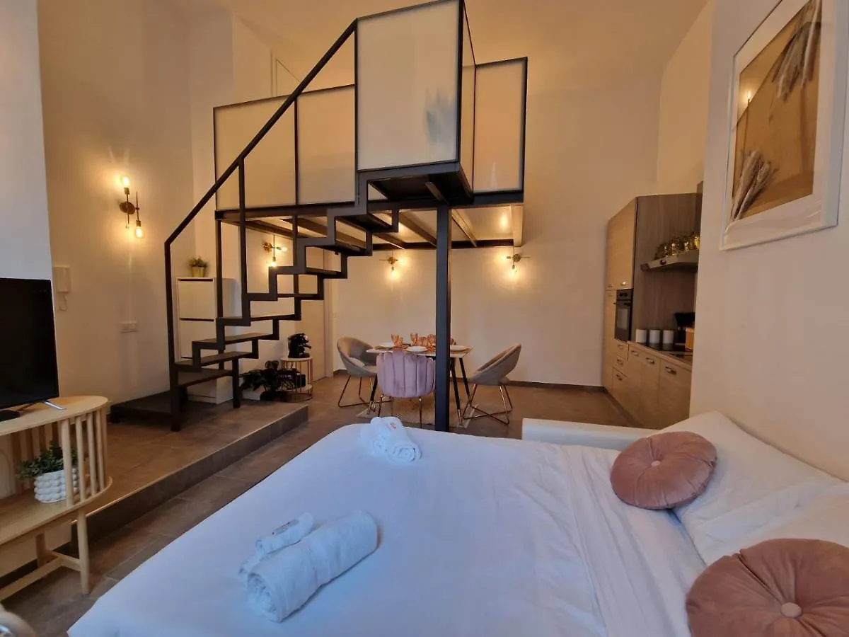 Apartamento Regina Milano In Porta Romana 2 - Sky Tv, Wifi E Breakfast Box